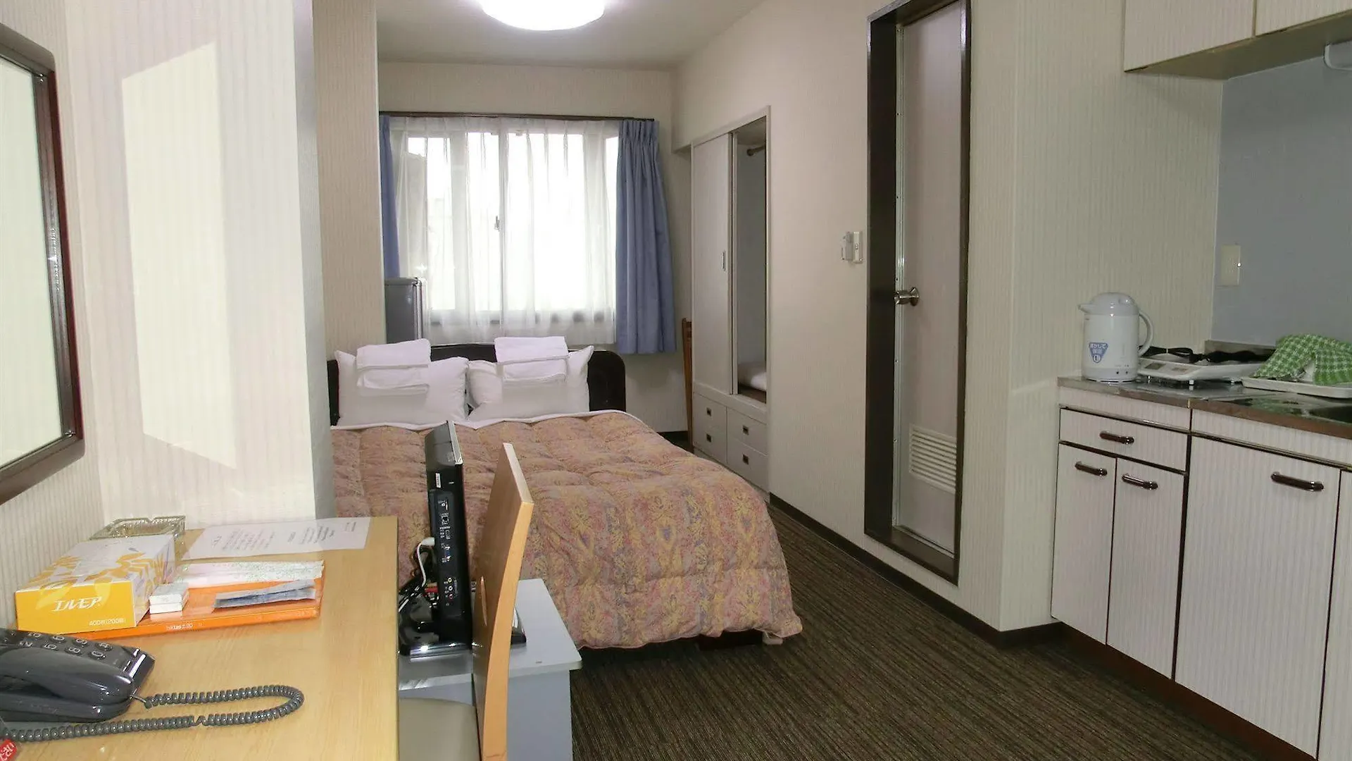 Weekly Uehonmachi Hotel Osaka 0*,  Japan